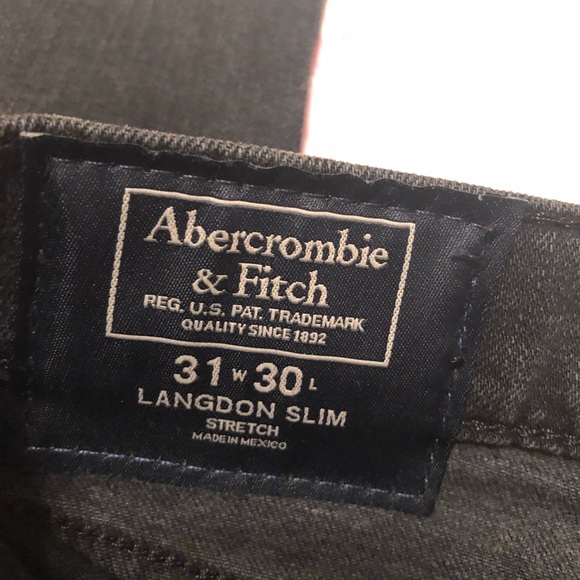 Black Men’s Jeans - Picture 2 of 4